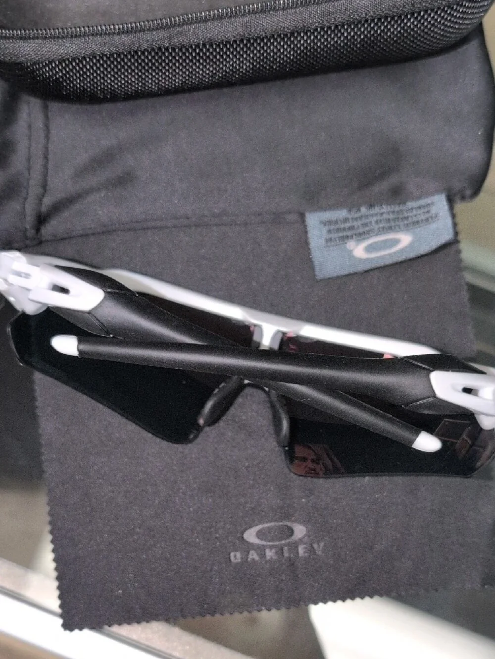 Authentic Oakley White Frame Sunglasses with Orange-Red Prizm Lens BRAND NEW